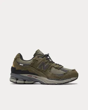 2002rd Dark Moss / Blacktop / Covert Green Low Top Sneakers