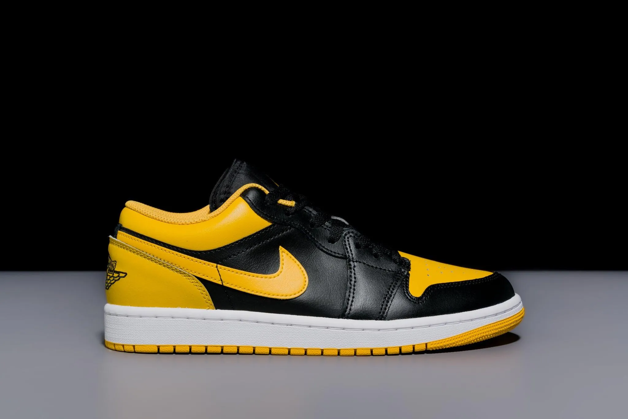 Air Jordan 1 Low "Yellow Ochre"