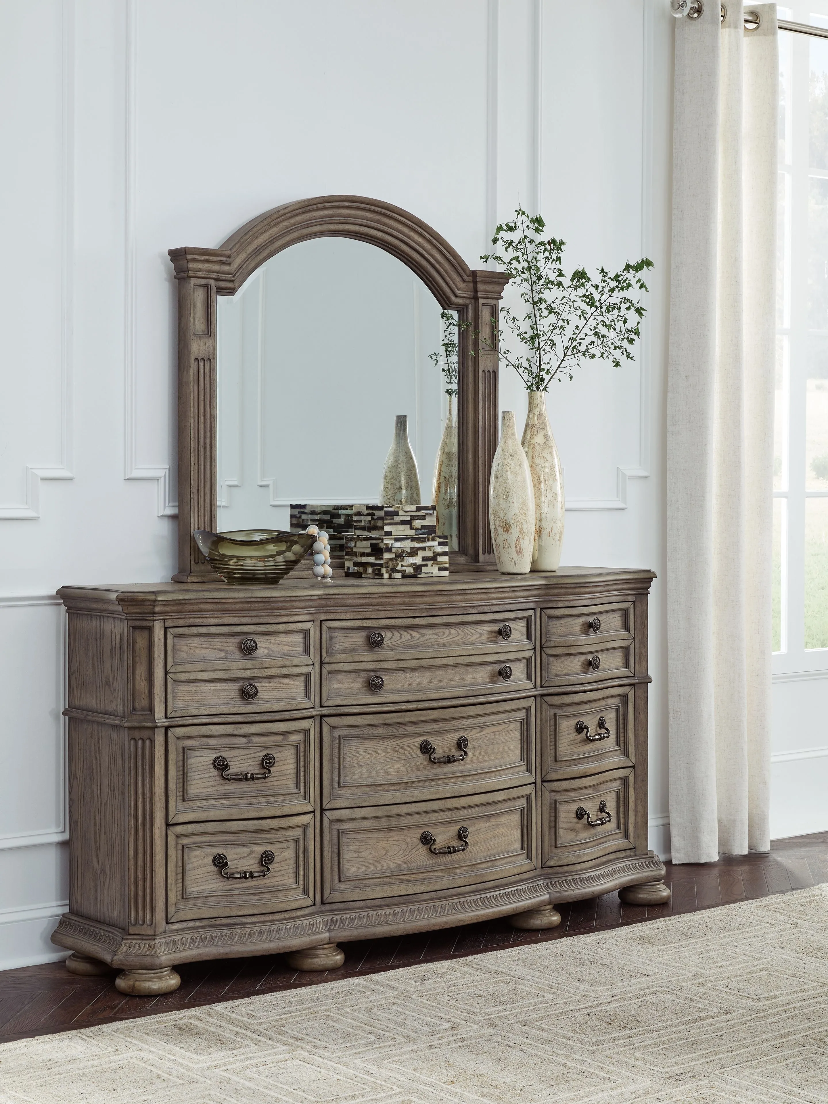 Ardenfield - Light Brown - Dresser And Mirror