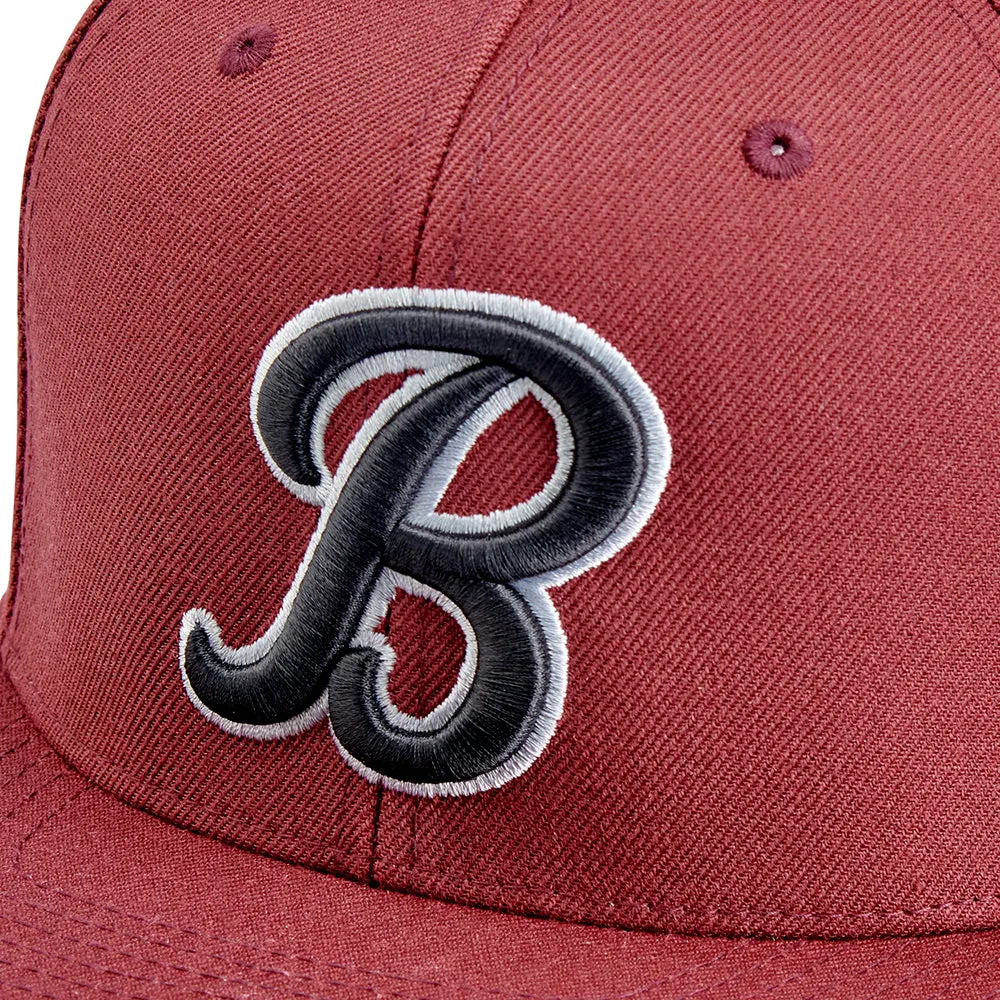 BILTWELL SCRIPT B SNAP BACK HAT [MAROON]