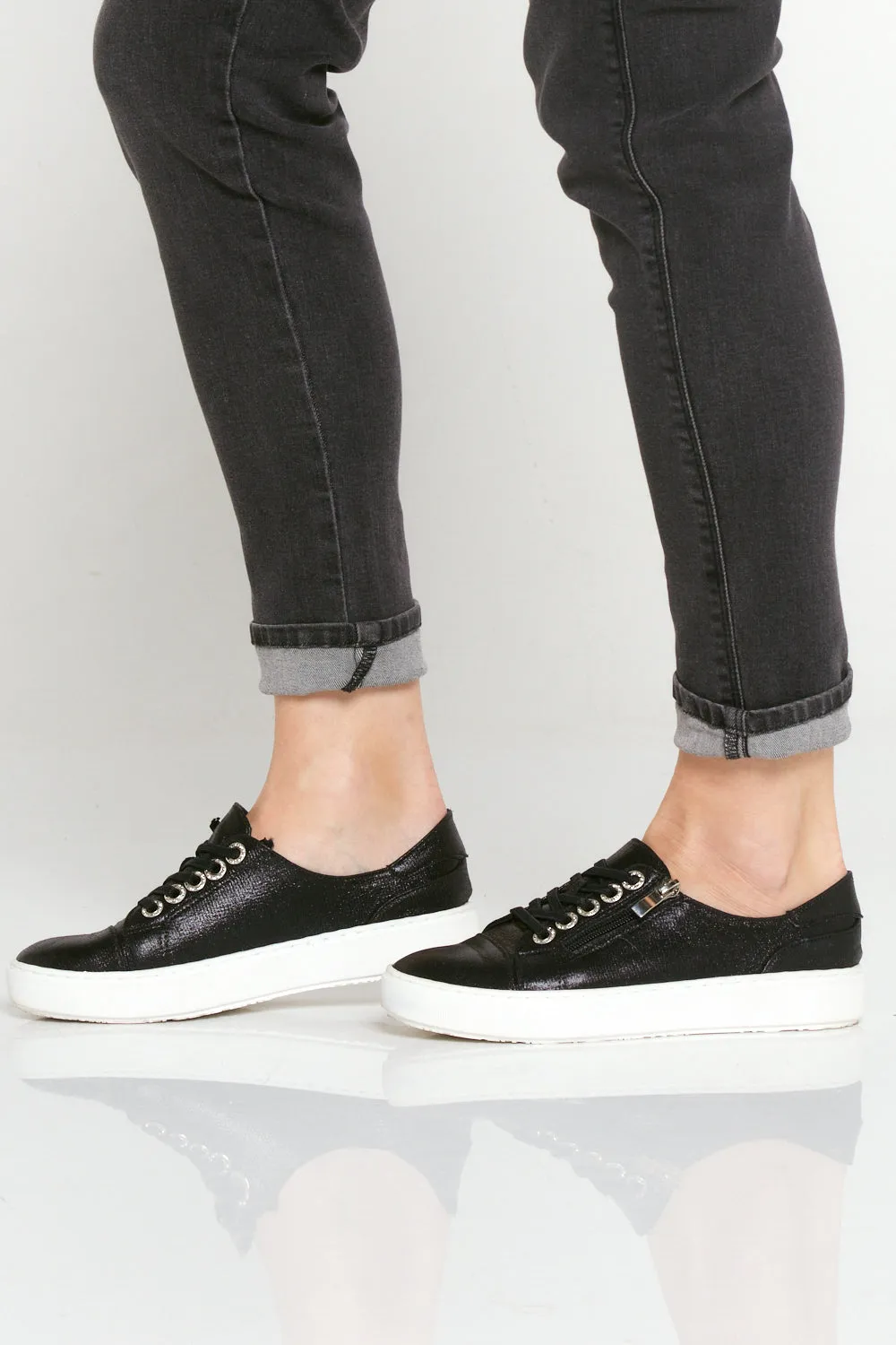 Cara Sneakers - Black Snake