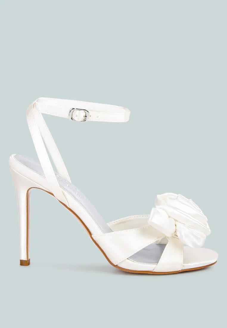 CHAUMET White Rose Bow Embellished Sandals