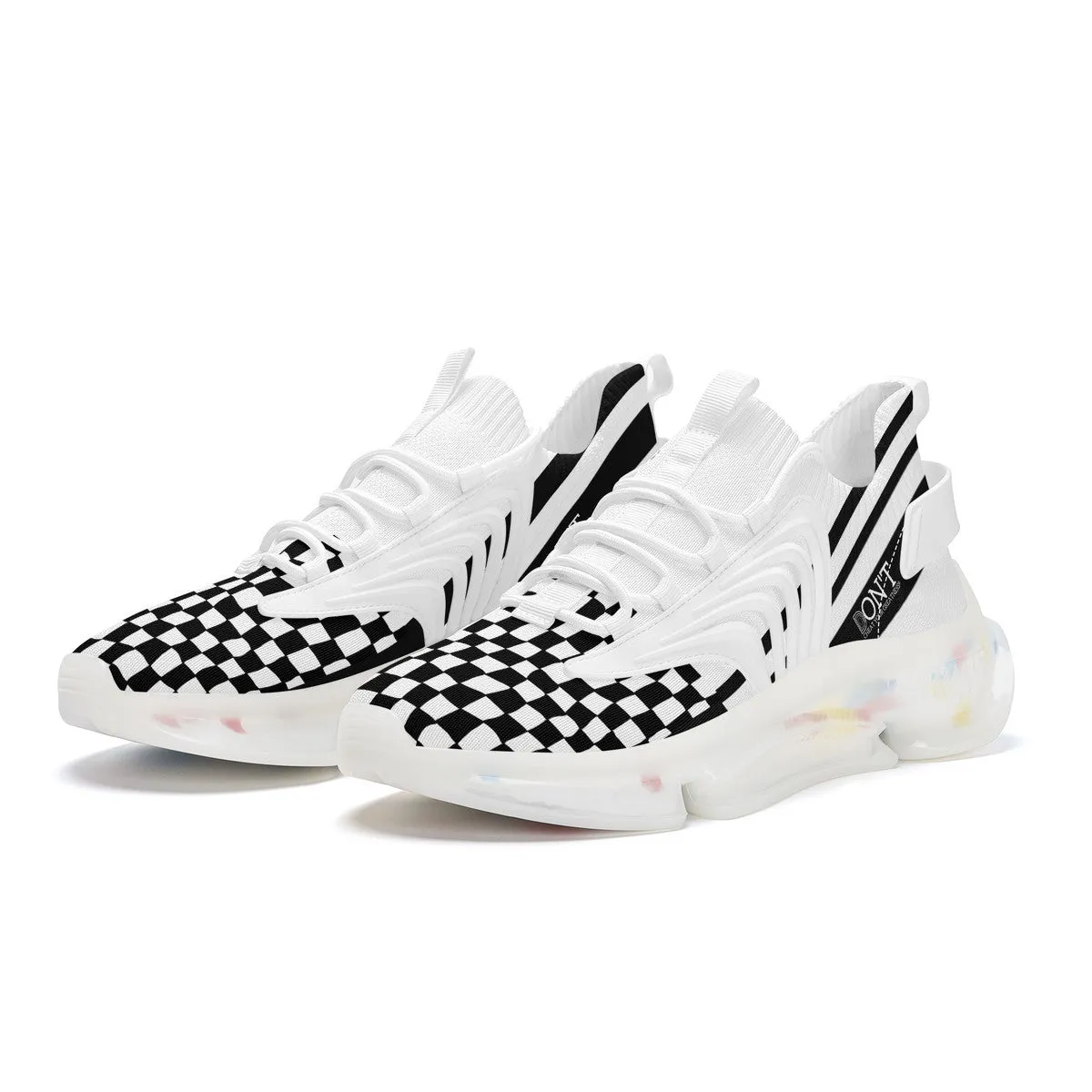 DON'T DX4 White Logo Black Stripes & White Air Max React Sneakers - White