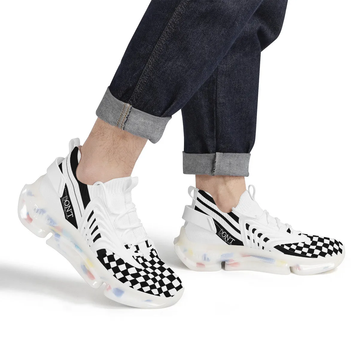 DON'T DX4 White Logo Black Stripes & White Air Max React Sneakers - White