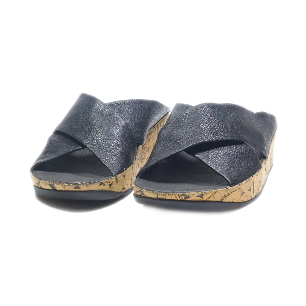 Fitflop Wedge Sandals Leather Black Colour For Women