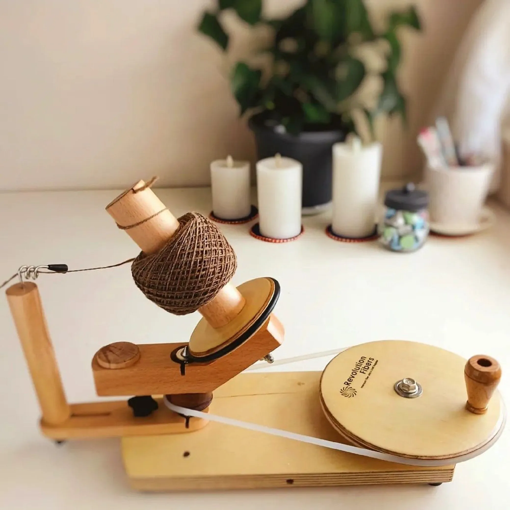 Jumbo Yarn Ball Winder | Professional Grade | Hardwood Maple - 17 oz. Capacity