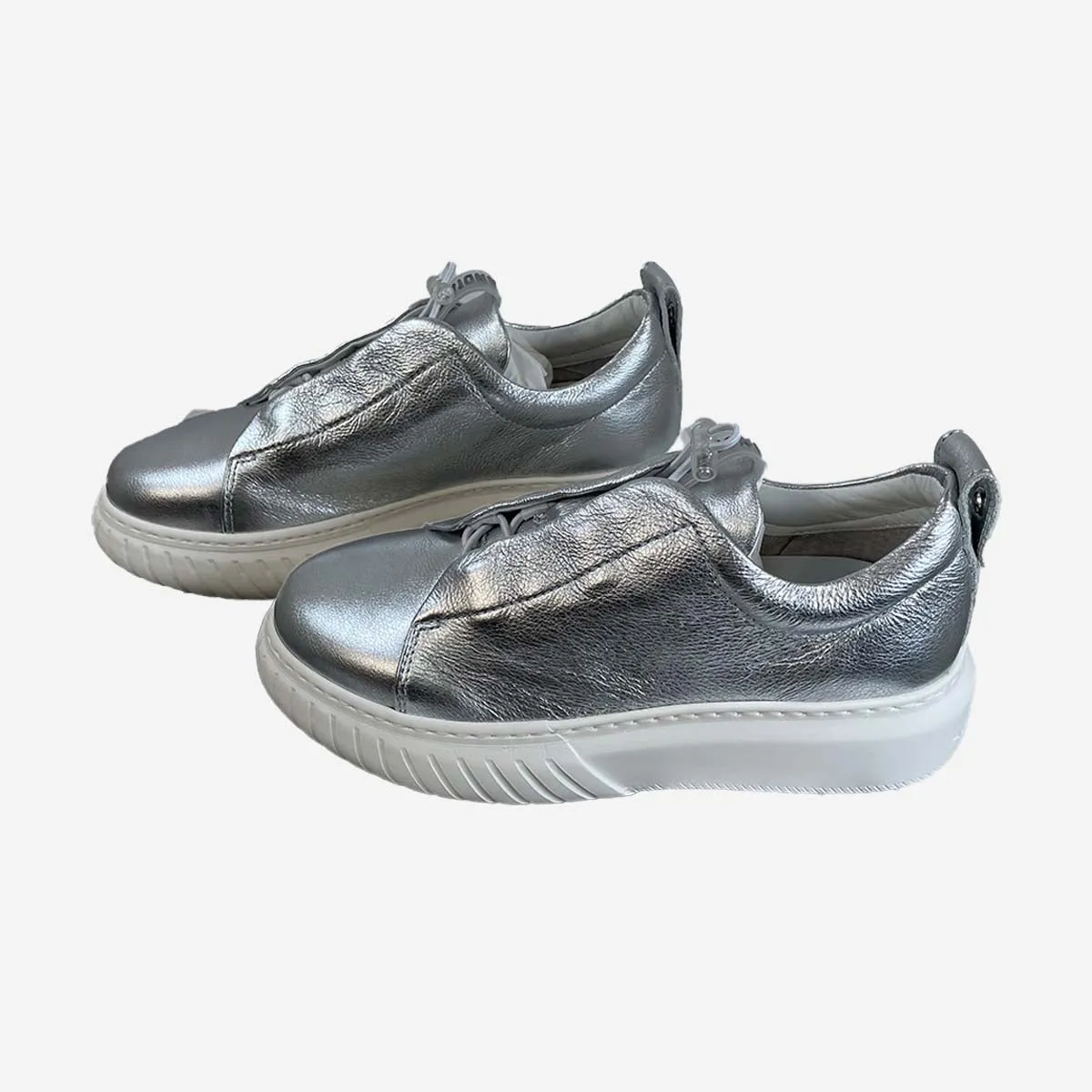 LIBI UNI SILK SILVER SNEAKERS