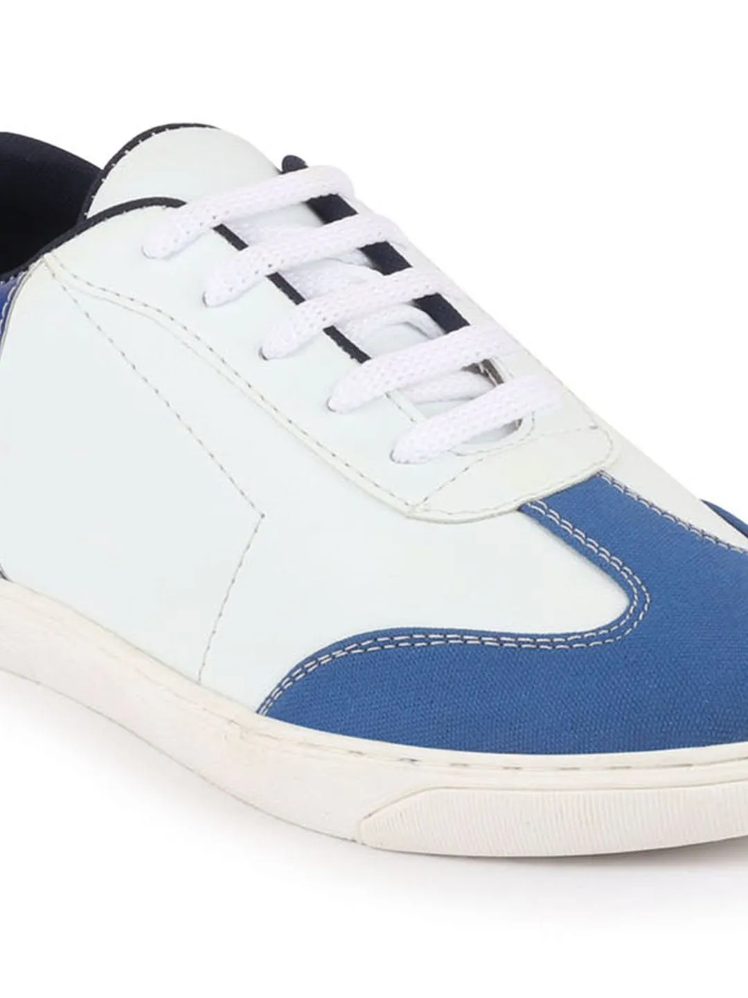 Men White/Navy Blue Lace Up Classic Sneakers