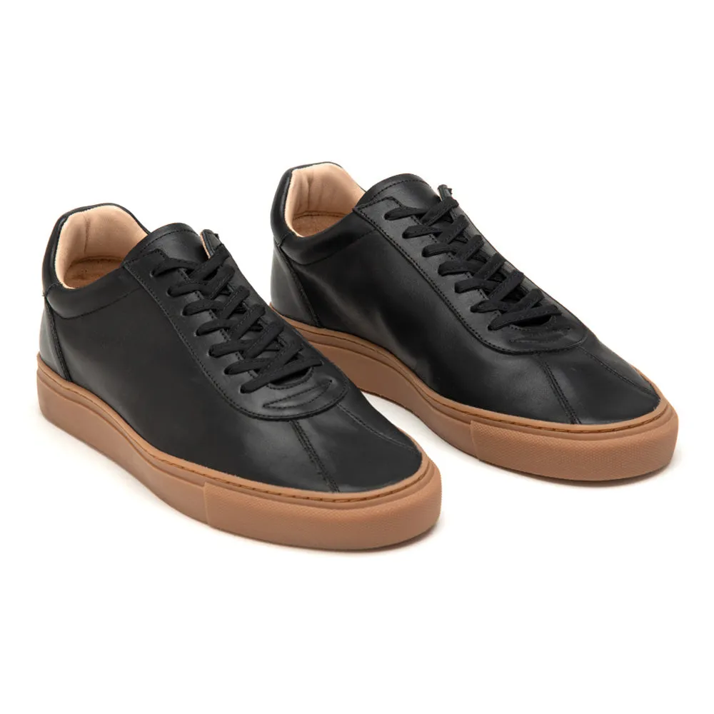 Men's Classic Weekender Sneaker - Leather