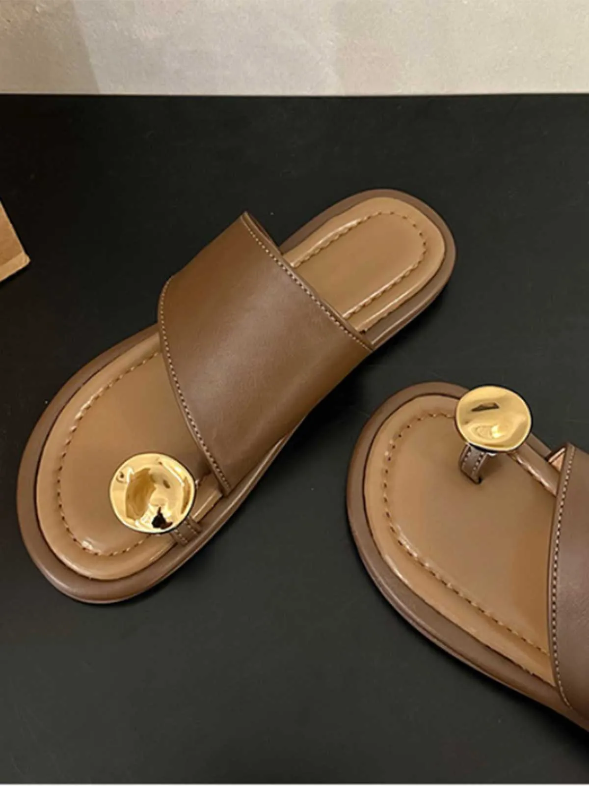 Metal Thumb-Toe Beach Sandals