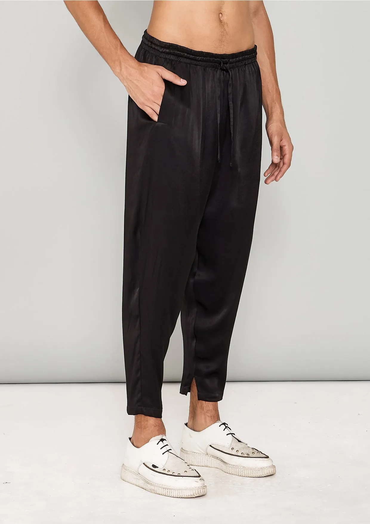 PANTS LOOSE ELASTIC - SILKY RAYON SATIN black