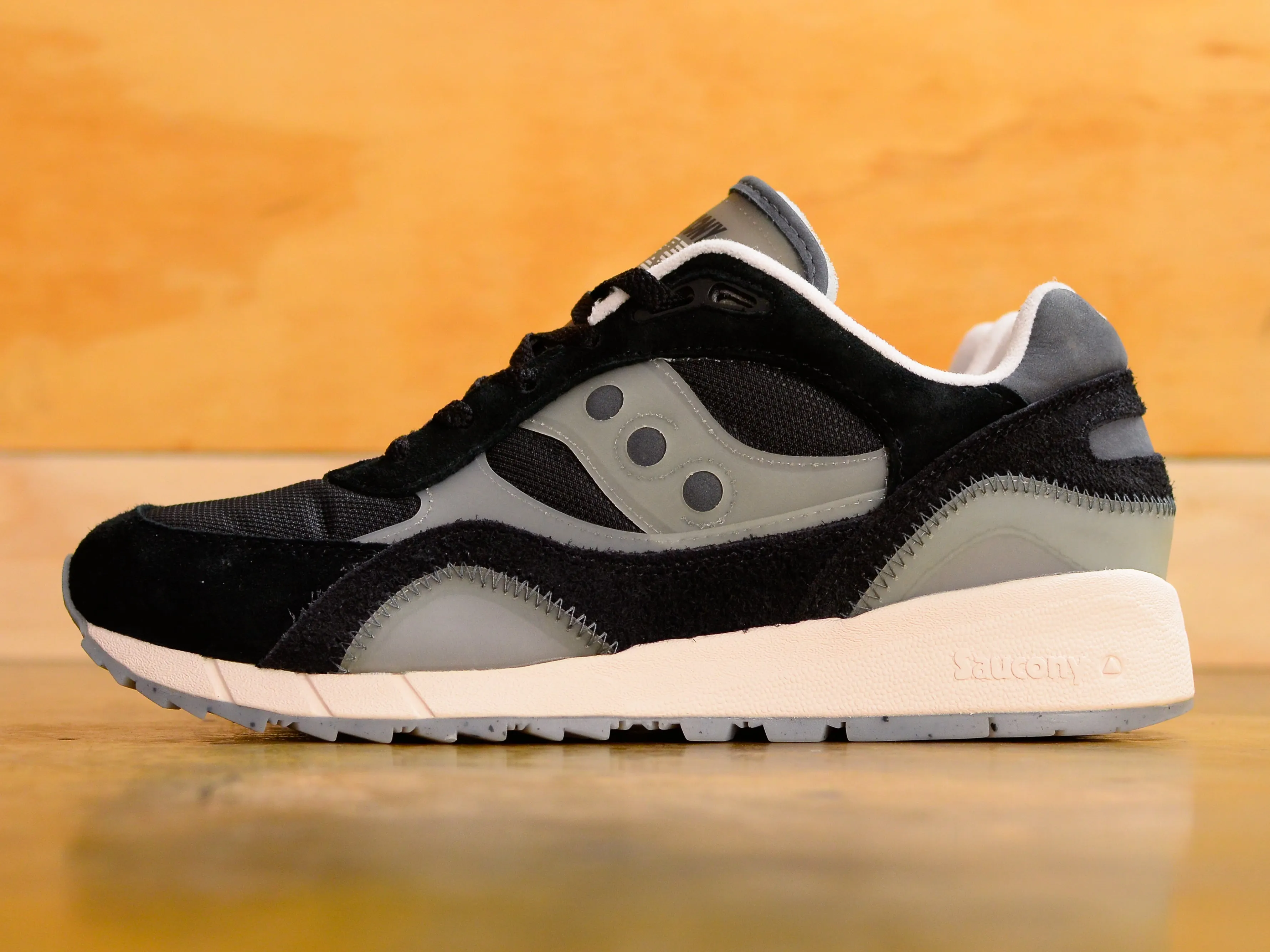 Saucony Shadow 6000 - Black