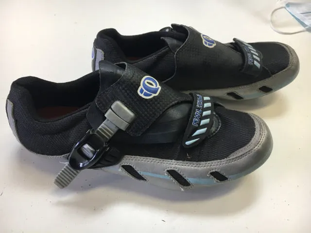 Used Pearl Izumi Black/BlueWomen's MTB Biking Shoes 41