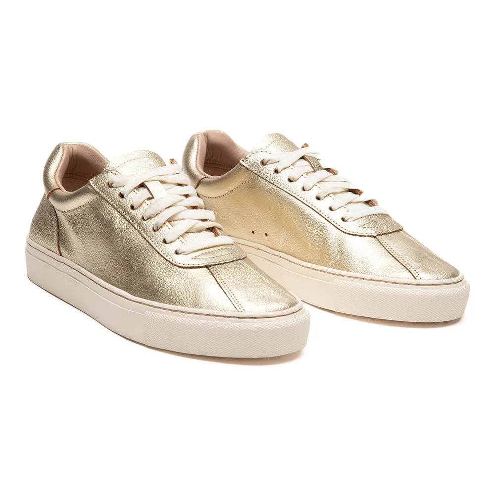 Women's Classic Weekender Sneaker - Leather