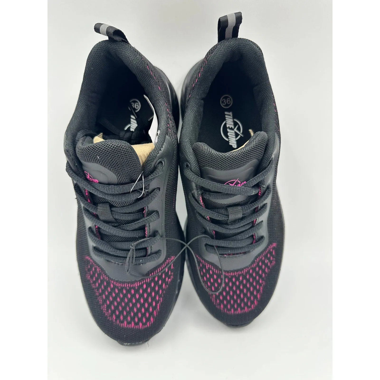 Women's Size 6, Black Low Top Sneakers w/ Pink Accents and Cushy Sole