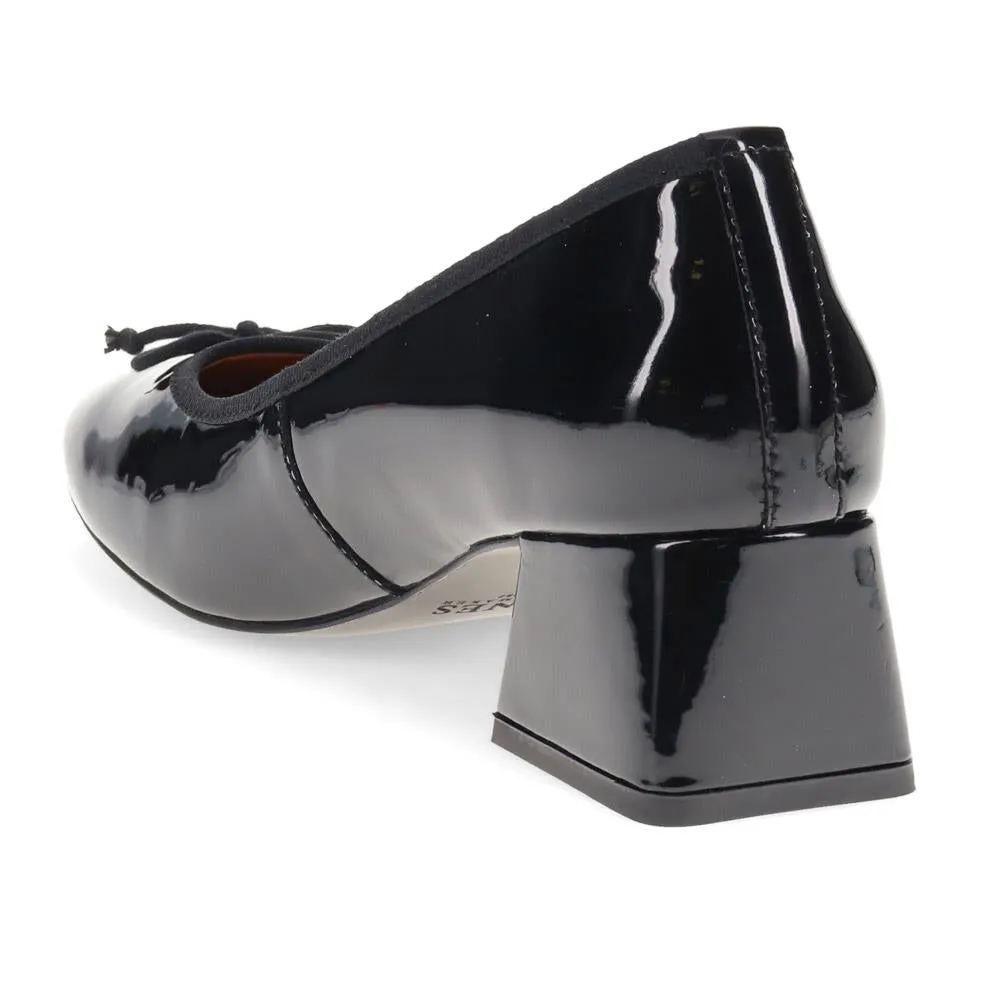 Yosha Flared-Heel Court Shoes  - YOSHA / 326 175